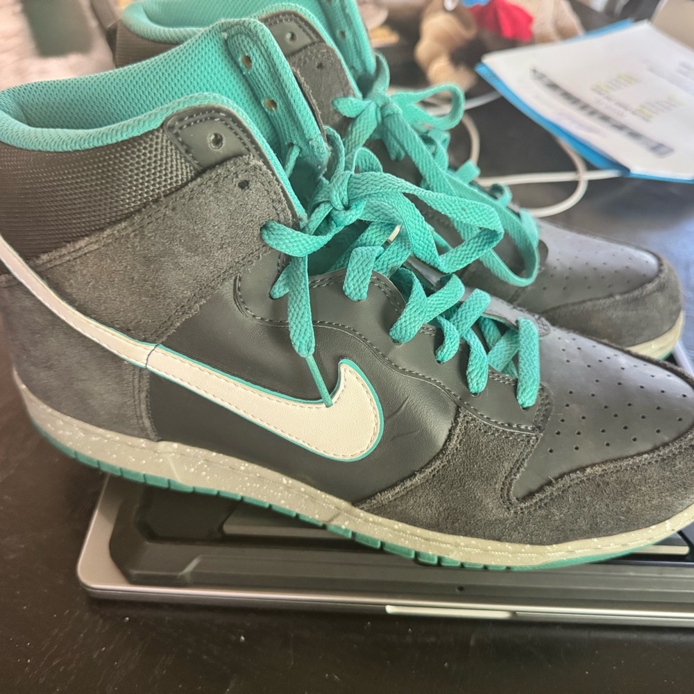 Nike High-Top Sneakers in Teal and Black